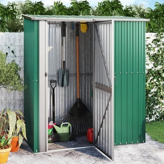Metall-Gartenhaus mit schrägem Dach